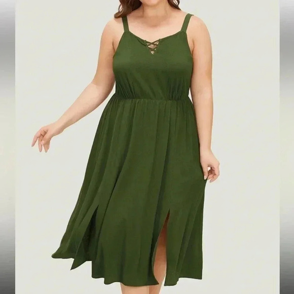 NWT!Army green crisscross spaghetti strap split hem dress size 26 or 4X - Picture 3 of 10